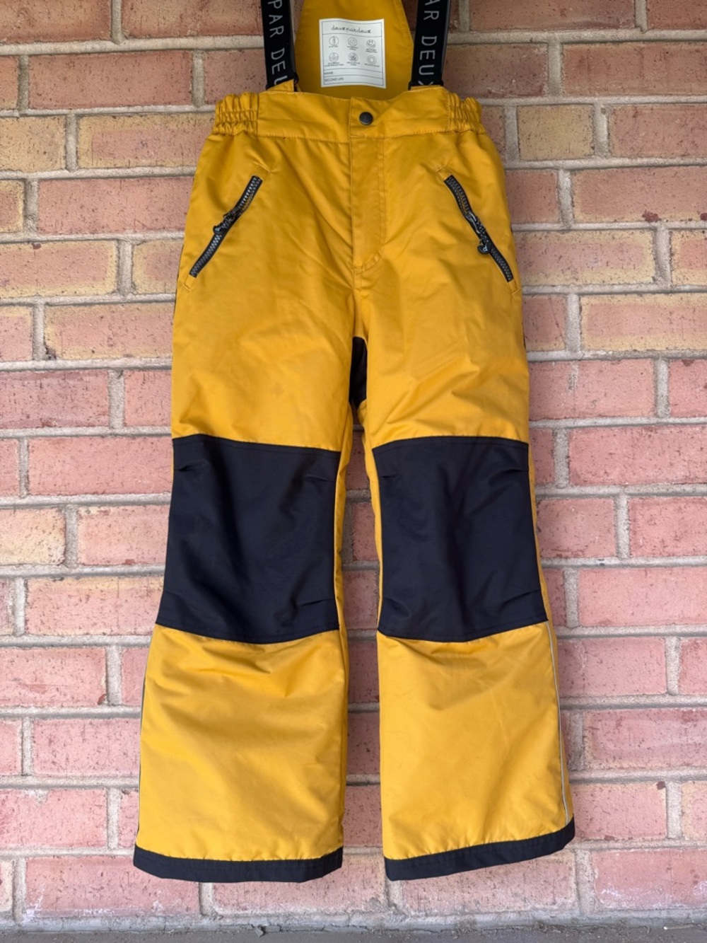 Boy’s Rust Red Hooded Winter Jacket with Yellow/Black Snow Pants - Picture 4 of 6